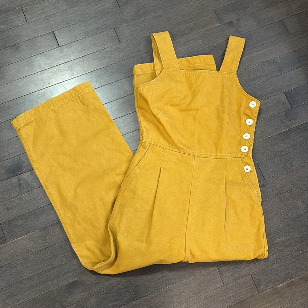 ASOS Mustard Yellow Overalls with Button Accent Women’s 6